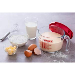 Pyrex Measuring Cup - with lid - gallery image 3