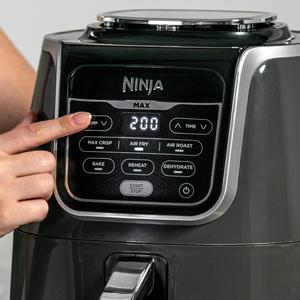 Ninja MAX AF160UK 5.2L Air Fryer and Dehydrator - gallery image 2