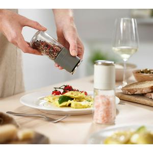 Joseph Joseph Duo No - Spill Salt and Pepper Mill Set - gallery image 3