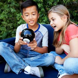 Mattel Games Magic 8 Ball - gallery image 5