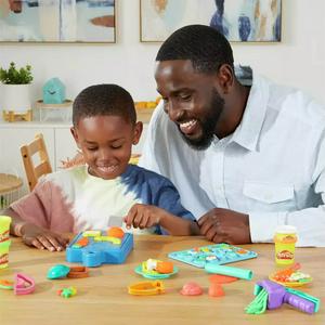 Play-Doh Little Chef Starter Set - gallery image 2