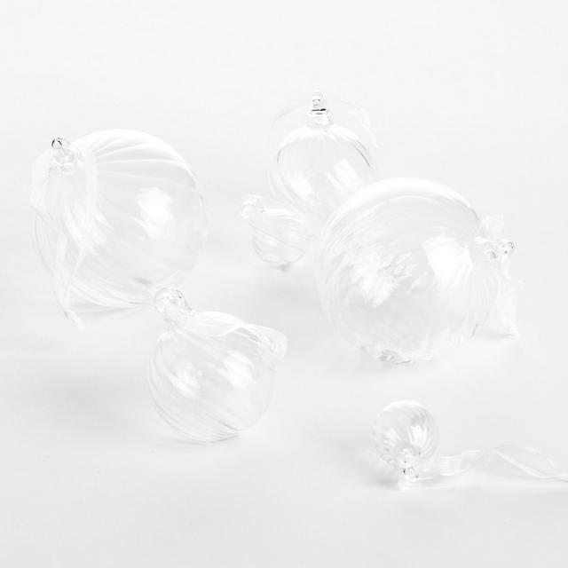 Habitat Pack of 6 Handblown Mixed Size Swirl Glass Bauble - gallery image 1
