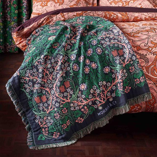 Habitat x Morris & Co Habitat x Morris & Co. Blackthorn Throw - Green - 125x150cm