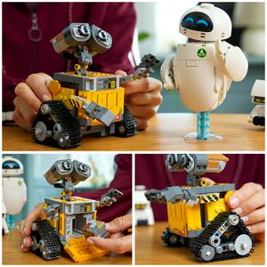 Lego Disney & Pixar Wall-E & Eve Set 43279 - gallery image 4