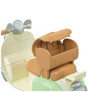 Sylvanian Families Mother & Scooter Set - gallery image 4