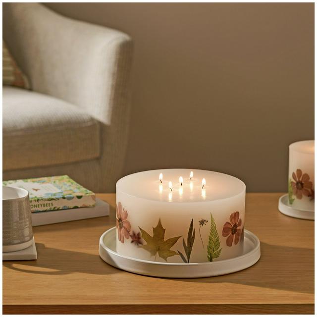 Sainsbury's Home Floral Pressed Inclusion XL Candle - gallery image 1