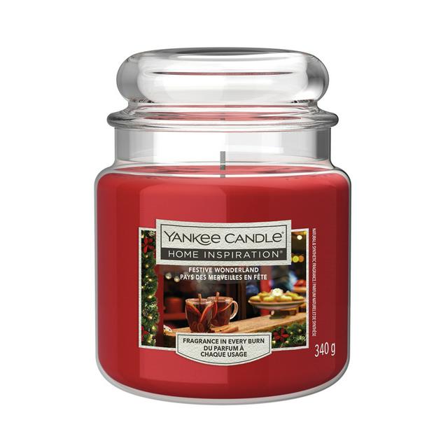 Yankee Candle Festive Wonderland - Medium Jar - gallery image 1
