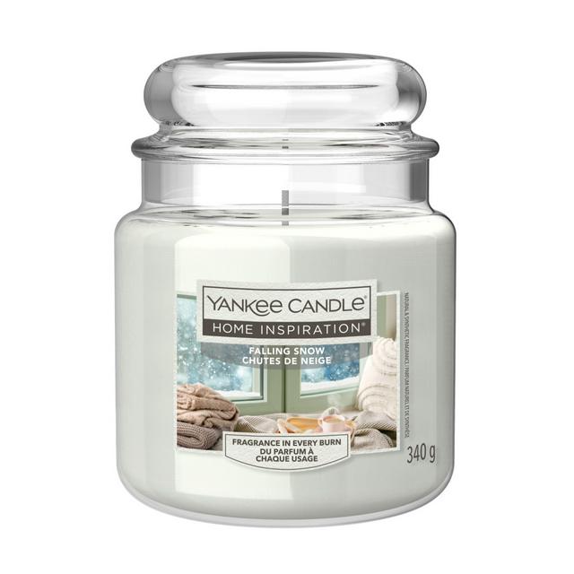 Yankee Candle Falling Snow - Medium Jar - gallery image 1