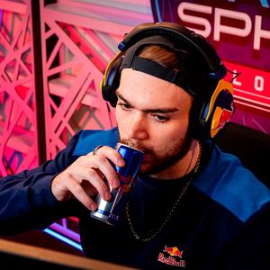 Red Bull Energy Drink 250ml - gallery image 4