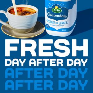 Cravendale Filtered Fresh Whole Milk 2L Fresher for Longer - gallery image 3