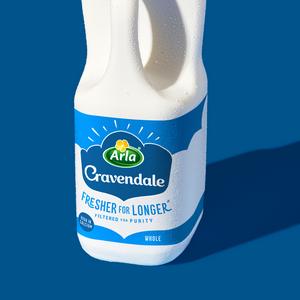 Cravendale Filtered Fresh Whole Milk 2L Fresher for Longer - gallery image 4