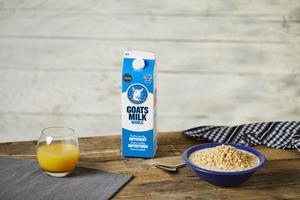 St Helen's Farm Whole Goats Milk 1L - gallery image 2