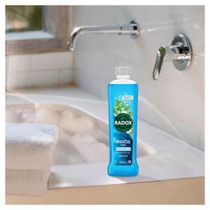Radox Muscle Soak Bath Soak 500ml - gallery image 4