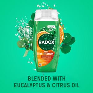 Radox Feel Refreshed Shower Gel Eucalyptus & Citrus Body Wash 225ml - gallery image 2