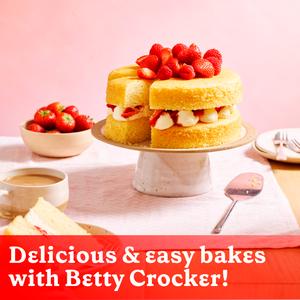 Betty Crocker Vanilla Buttercream Style Icing 400g - gallery image 3