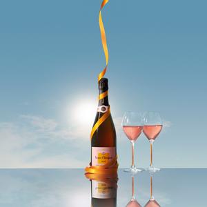Veuve Clicquot Brut Rosé Champagne 75cl - gallery image 2