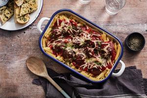 Sainsbury's British or Irish 10% Fat 12 Beef Meatballs 350g - gallery image 3