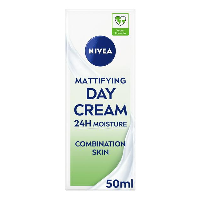 Nivea Oil Free Face Cream Moisturiser for Oily & Combination Skin 50ml