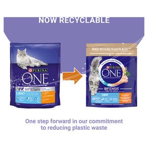 Purina One Light Dry Cat Food Chicken & Wheat 750g - gallery image 2