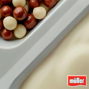 Müller Corner Vanilla Chocolate Balls & Banana Chocolate Flakes Yogurts 6x124g - gallery image 4
