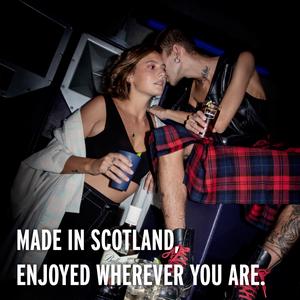 Ballantine's Finest Blended Scotch Whisky 70cl - gallery image 2