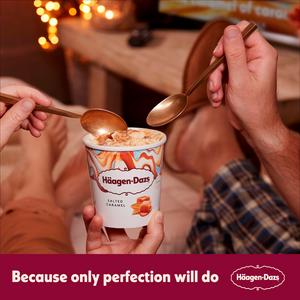 Haagen-Dazs Salted Caramel Ice Cream Frozen Dessert Tub 460ml - gallery image 5