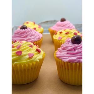 Emma's Country Cakes Classic Choice Cupcakes x6 - gallery image 2