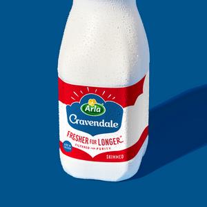 Cravendale Filtered Fresh Skimmed Milk Fresher for Longer 1L - gallery image 4