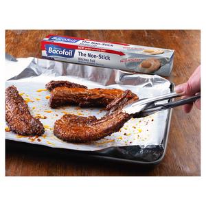 Bacofoil 30cm x 20m Non Stick Bacolift Surface & Easy Cut System Kitchen Foil - gallery image 5