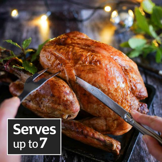 Sainsbury's Small Fresh Organic Free Range British Bronze Turkey, SO Organic 2-3.99kg - gallery image 1
