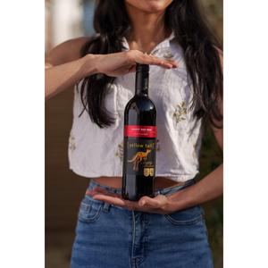 Yellow Tail Jammy Red Roo Wine 75cl - gallery image 3