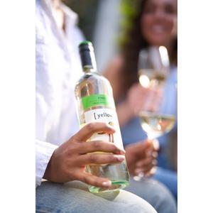 Yellow Tail Pinot Grigio White Wine 75cl - gallery image 3