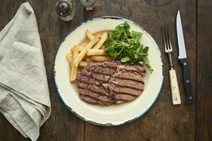 Sainsbury's British or Irish 21 Day Matured Ribeye Steak 225g - gallery image 3