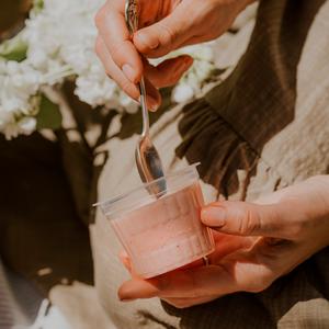 Bonne Maman Strawberry Mousse Dessert 2x70g - gallery image 3
