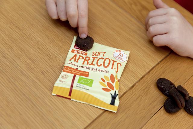 Crazy Jack Organic Soft Ready-to-Eat Apricots 36 X 40g Snack Packs | Naturally Sweet Dried Fruit | No Added Sugar | Vegan, High Fibre, Gluten-Free | Healthy Lunchbox & On-the-Go Snack