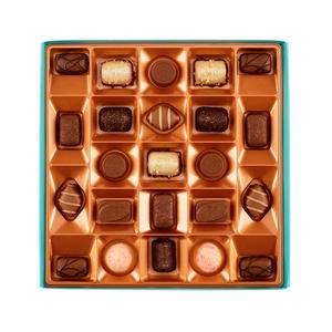 Thorntons Classic Collection Milk, Dark & White Chocolate Gift Box 262g - gallery image 3