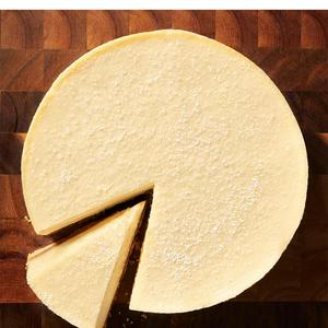 Sainsbury's New York Baked Vanilla Cheesecake 1kg - gallery image 2