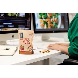 Crazy Jack 175g Organic Snack & Share Mixed Nuts - gallery image 2