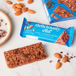 Deliciously Ella 3 x 50g Cacao & Almond Multipack Oat Bars - gallery image 3