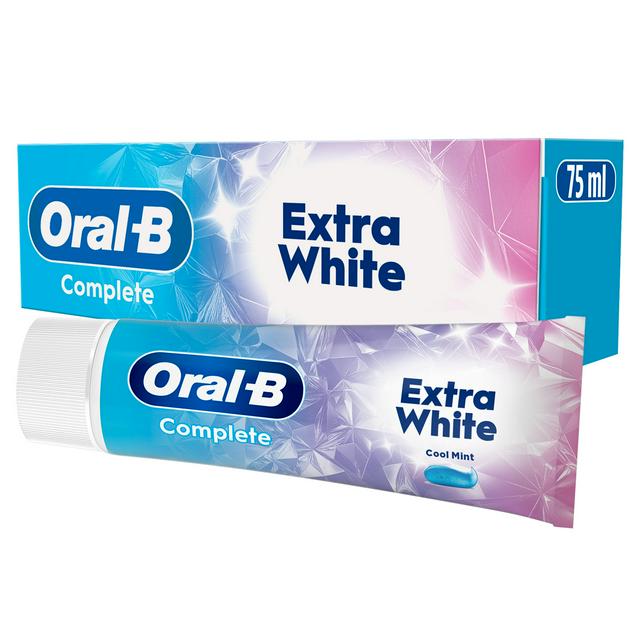 Oral-B Extra White Toothpaste 75ml - gallery image 1