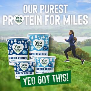 Yeo Valley Greek Recipe 5% Strain Natural Yogurt 850g - gallery image 4