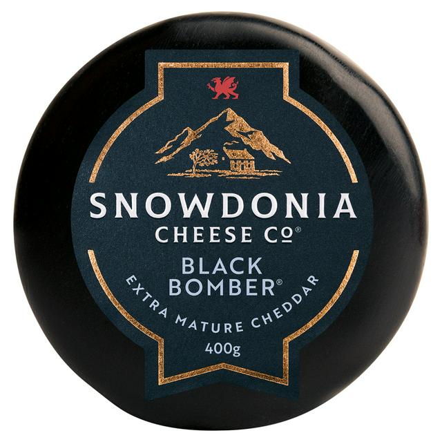 Snowdonia Cheese Company 400g Black Bomber Extra Mature Cheddar Truckle - gallery image 1