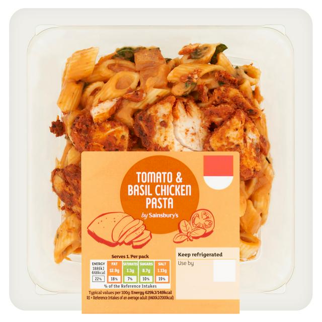 Sainsbury s On the Go Tomato Basil Chicken Pasta Salad 300g