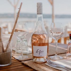 Kylie Minogue Rose Wine 75cl - gallery image 3