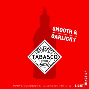 Tabasco Sriracha Hot Chilli Sauce 256ml - gallery image 2