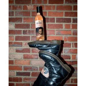 19 Crimes Revolutionary Rose Wine 75cl - gallery image 5