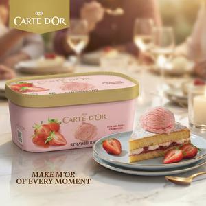 Carte D'or 900ml Delightful Strawberry Ice Cream Tub - gallery image 5