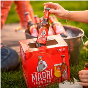 Madri Excepcional Premium Lager Beer Bottle 12 x 330ml - gallery image 3