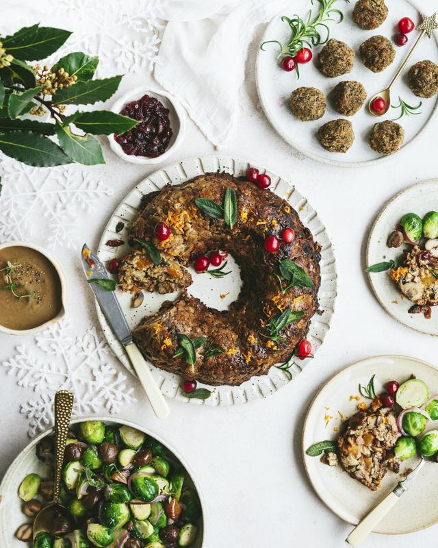 Nut Roast Best Vegetarian Christmas Mains Vegan Christmas Dinner