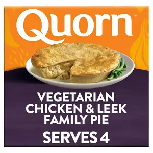 Quorn Vegetarian Chicken & Leek Family Pie 680g